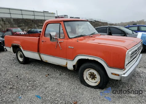 1975 Dodge D200 z USA, uszkodzony, nr VIN D24BE5S006476